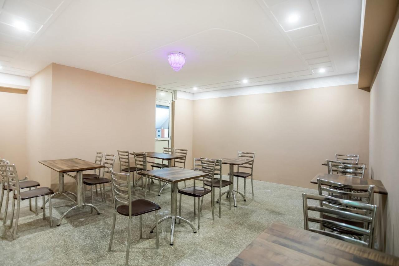 Capital O Harish Residency Hotel Gurgaon Exterior photo